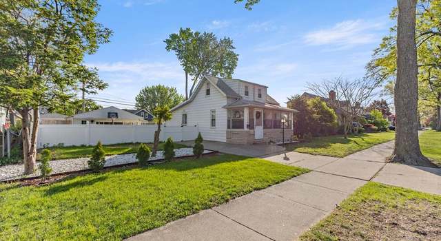 Photo of 21047 OUTER Dr, Dearborn, MI 48124 3027