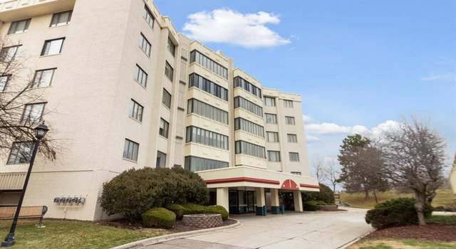 Photo of 43050 12 Oaks Crescent Dr #2011, Novi, MI 48377 3429