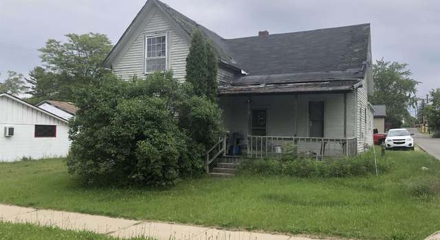 Photo of 152 N Corning St, Farwell, MI 48622