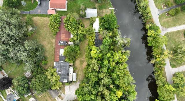 Photo of 216 W Grove St Unit 300 Spring, Kawkawlin, MI 48631