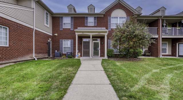 Photo of 29619 Fox Run Cir, Warren, MI 48092