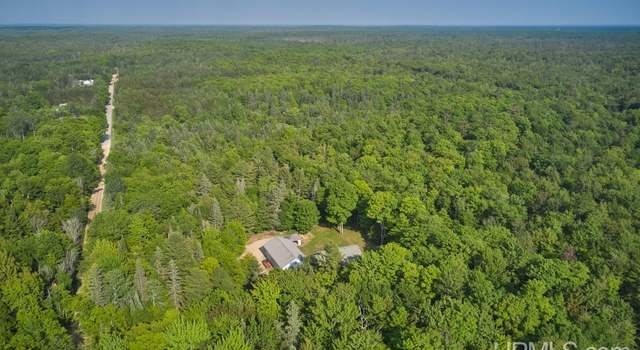 Photo of E10501 Old Indiantown Rd, Munising, MI 49862