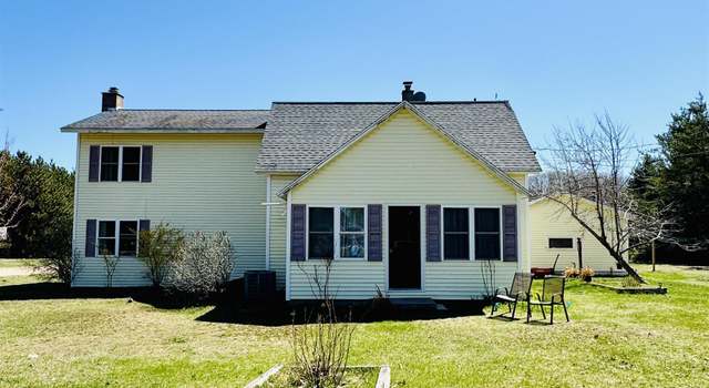 Photo of 461 Cherry Creek Rd, Marquette, MI 49855