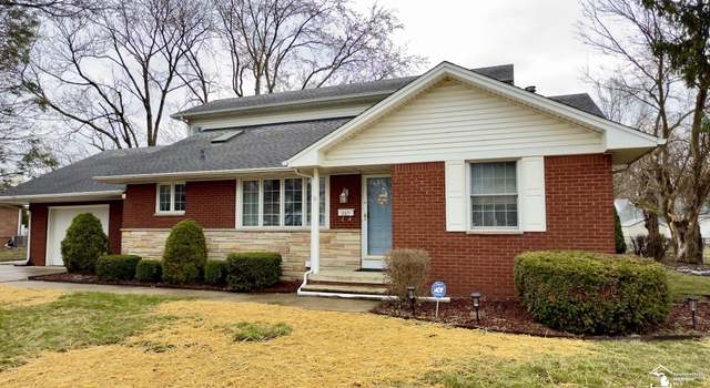 Photo of 227 Orchard Dr, Monroe, MI 48162