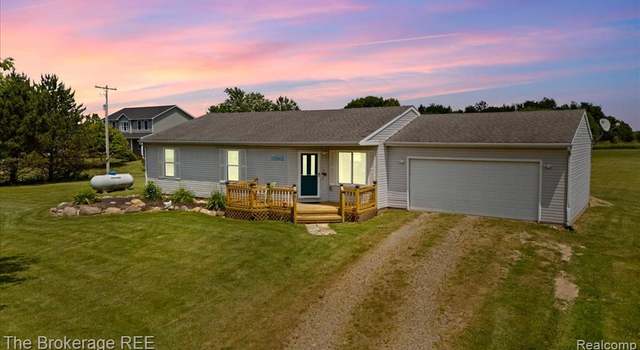 Photo of 13143 Reed Rd, Byron, MI 48418 9746
