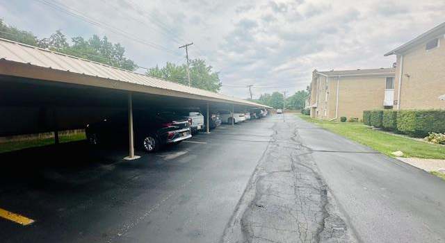 Photo of 21364 Beaconsfield St #3, Saint Clair Shores, MI 48080