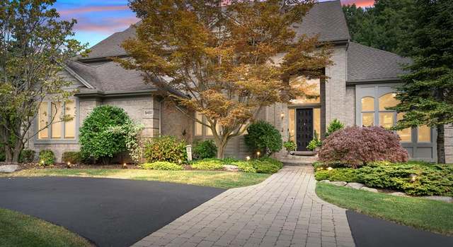 Photo of 6462 W OAKS Dr, West Bloomfield, MI 48324 3269