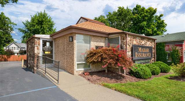 Photo of 210 W Division St, Dowagiac, MI 49047