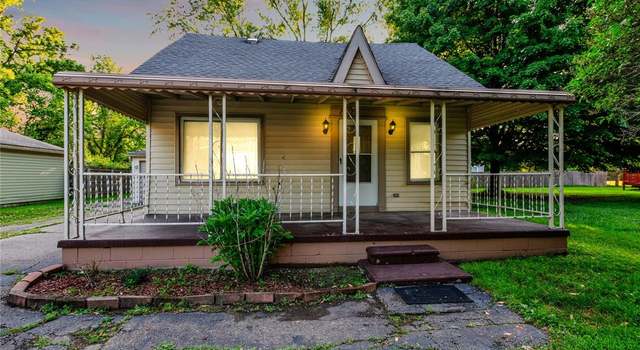 Photo of 21721 Jefferson St, Farmington Hills, MI 48336 4920