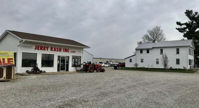 Photo of 606 W Chicago Rd, White Pigeon, MI 49099-8122