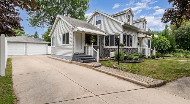 Photo of 303 Cornell St, Bay City, MI 48708