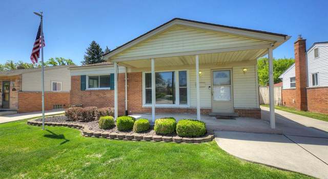 Photo of 6249 DEERING St, Garden City, MI 48135 2510