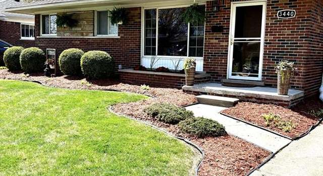 Photo of 3440 MAIDSTONE St, Trenton, MI 48183 3524