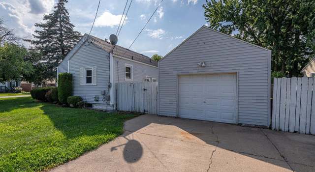 Photo of 5732 Rosewood Dr, Monroe, MI 48162