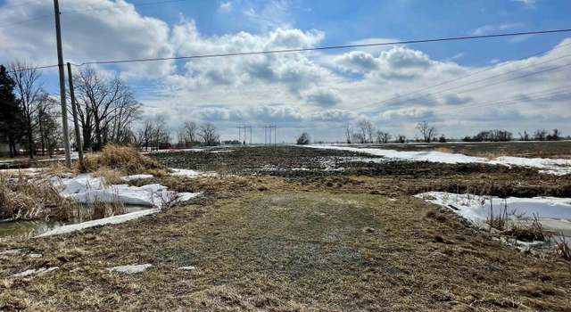 Photo of 398 E Center Rd, Essexville, MI 48732