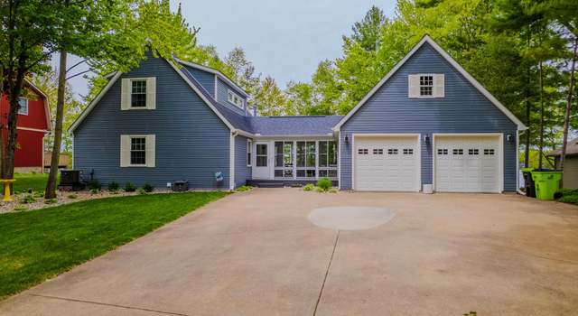 Photo of 1996 N Salisbury Dr, Gladwin, MI 48624