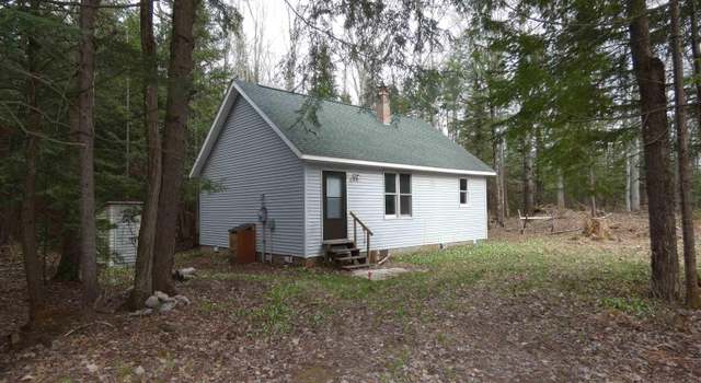 Photo of 16885 Lakeshore Dr, Ontonagon, MI 49953