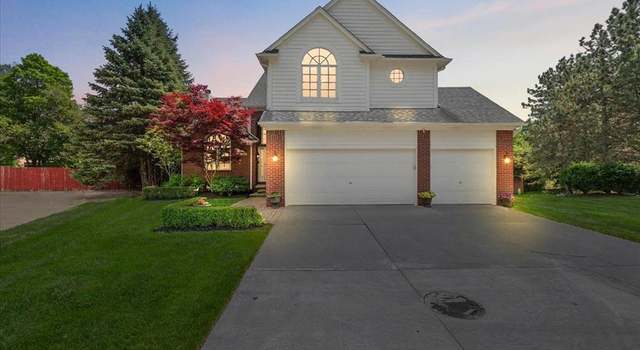 Photo of 19880 IRVING Dr, Livonia, MI 48152 4111