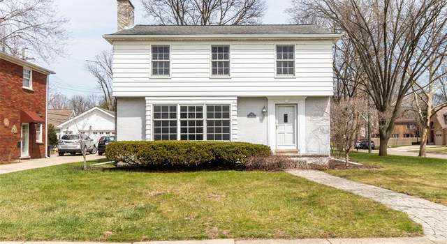 Photo of 1212 Saxon Dr, Birmingham, MI 48009