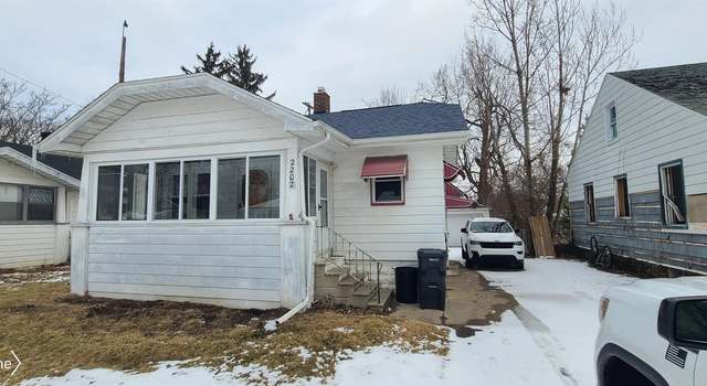 Photo of 2202 Berkley St, Flint, MI 48504