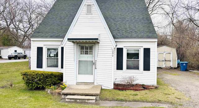 Photo of 1250 W Hampton Rd, Essexville, MI 48732