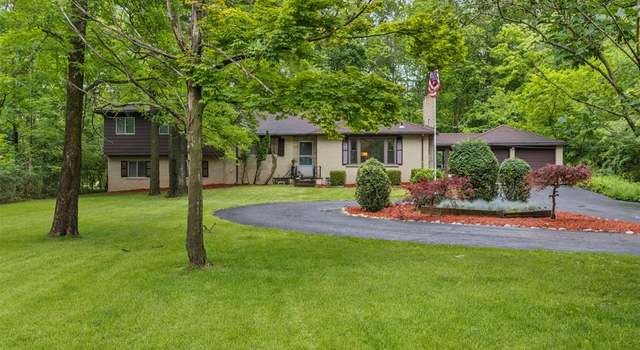 Photo of 29866 Woodland Dr, Southfield, MI 48034 1339
