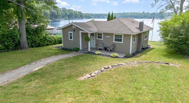 Photo of 1281 N Crooked Dr, Lake, MI 48632