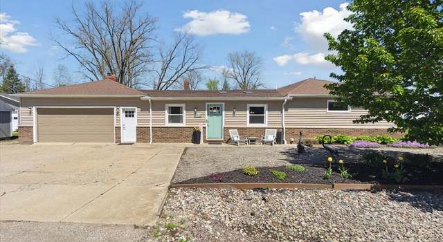 Photo of 2510 Ruth Dr, Fenton, MI 48430 8806