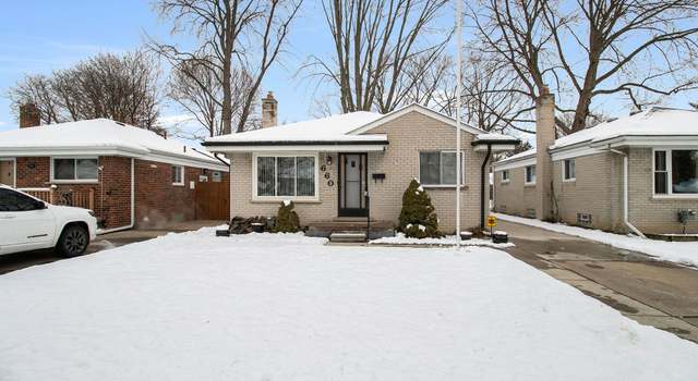 Photo of 660 CREST St, Mount Clemens, MI 48043 6433
