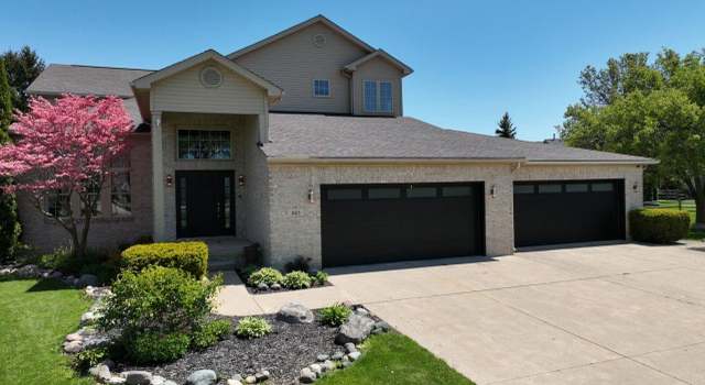 Photo of 865 Kings Park Cir, Monroe, MI 48161