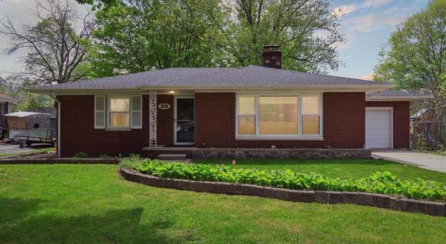 Photo of 208 E SAINT CLAIR St, Almont, MI 48003