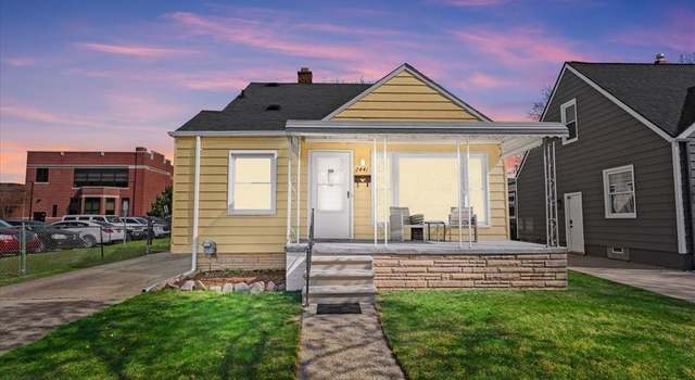 Photo of 2441 Brockton Ave, Royal Oak, MI 48067 3573