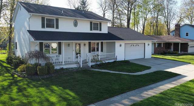 Photo of 472 CENTRAL St, Marysville, MI 48040 1014