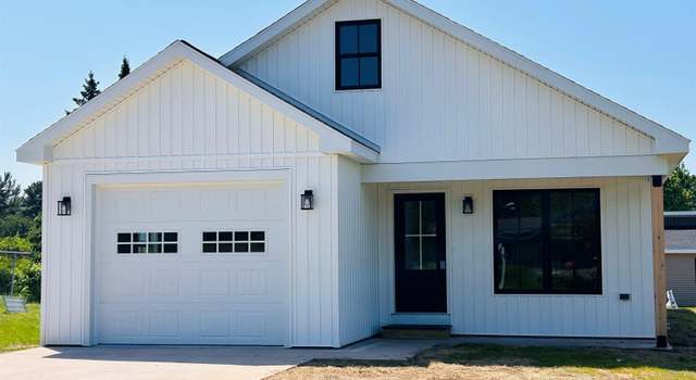 Photo of 1624 Anthony St, Hancock, MI 49930