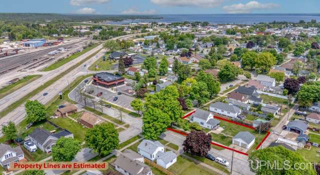 Photo of 1425 Minnesota Ave, Gladstone, MI 49837