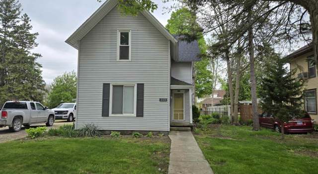 Photo of 203 S Kennefic St, Yale, MI 48097