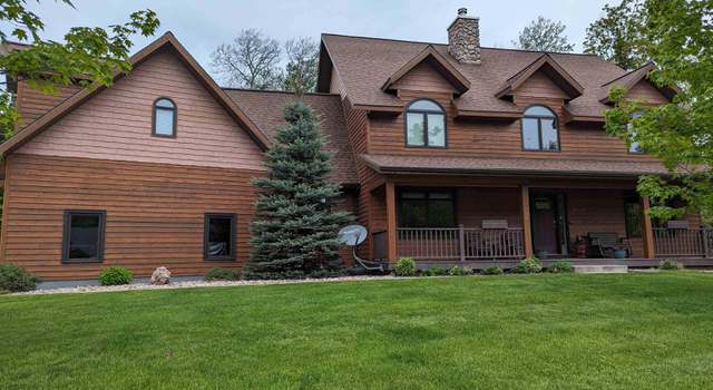 Photo of 104 Pineview Dr, Marquette, MI 49855