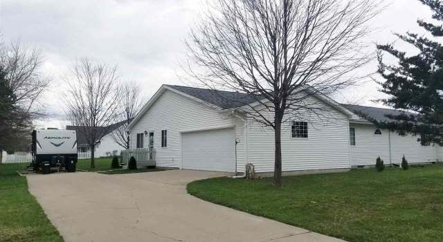 Photo of 6061 Foxwood Dr, Saginaw, MI 48638