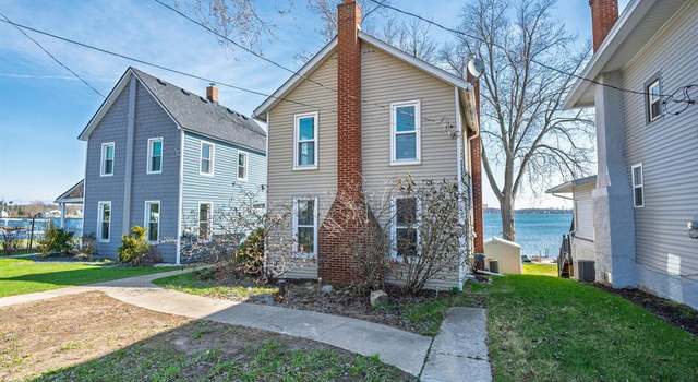 Photo of 9568 MAIN St, Whitmore Lake, MI 48189 9401