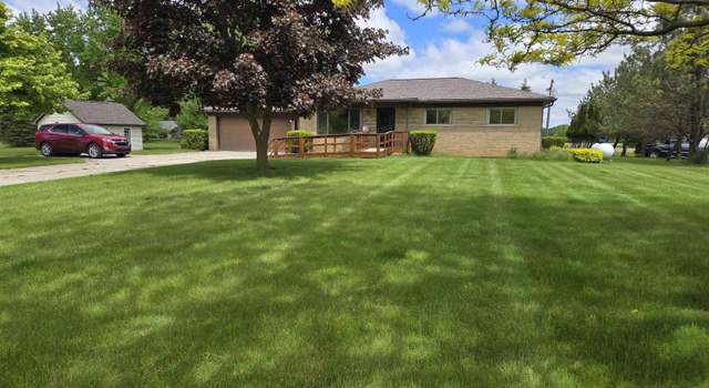 Photo of 13126 Imlay City Rd, Emmett, MI 48022