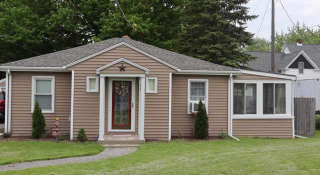 Photo of 95 N Tuscola Rd, Bay City, MI 48708-6974