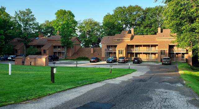Photo of 4673 N Crossover Dr #570, Bellaire, MI 49615