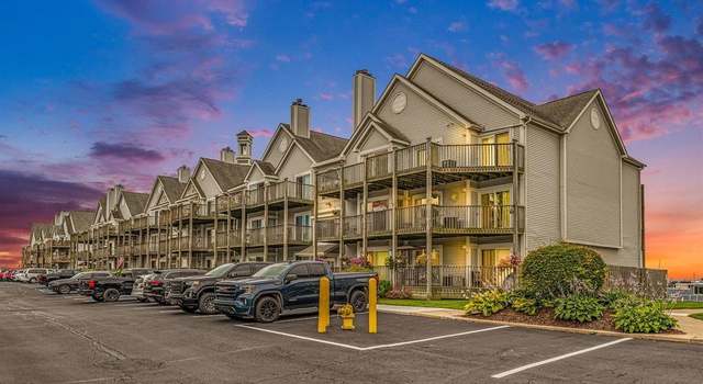 Photo of 37520 JEFFERSON Ave #202, Harrison Twp, MI 48045 2678