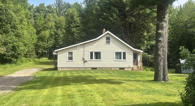 Photo of 124 Wilderness Rd, Negaunee, MI 49866
