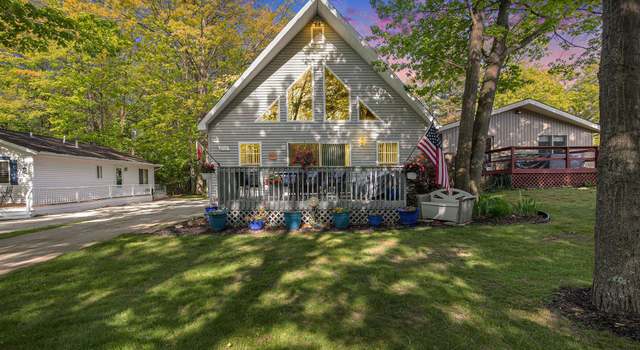 Photo of 8735 Blackberry Ln, Port Austin, MI 48467