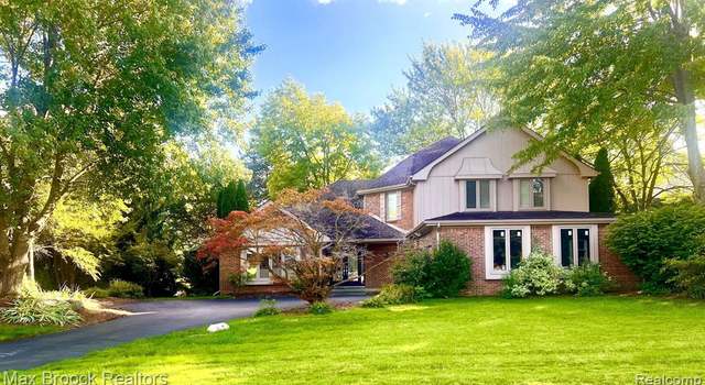 Photo of 4358 YALE Ct, Bloomfield Hills, MI 48302 1669