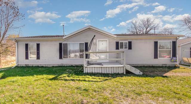 Photo of 4752 E River Rd, Freeland, MI 48623