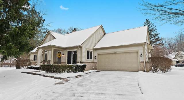 Photo of 2597 MAPLE FOREST Ct, Wixom, MI 48393 1893