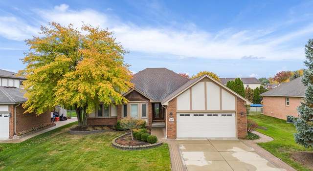 Photo of 16674 MARY Dr, Macomb, MI 48044 5528