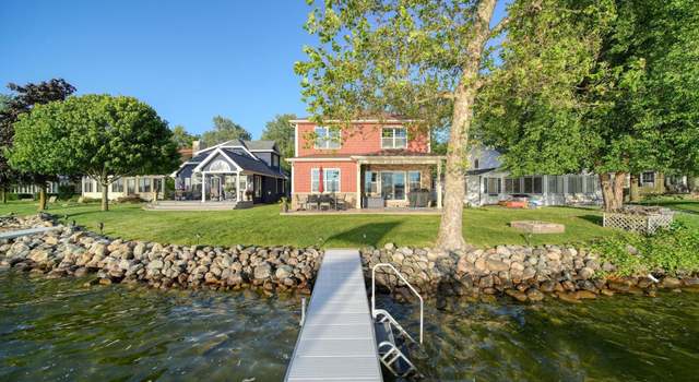 Photo of 4078 Woodland Ave, Manitou Beach, MI 49253